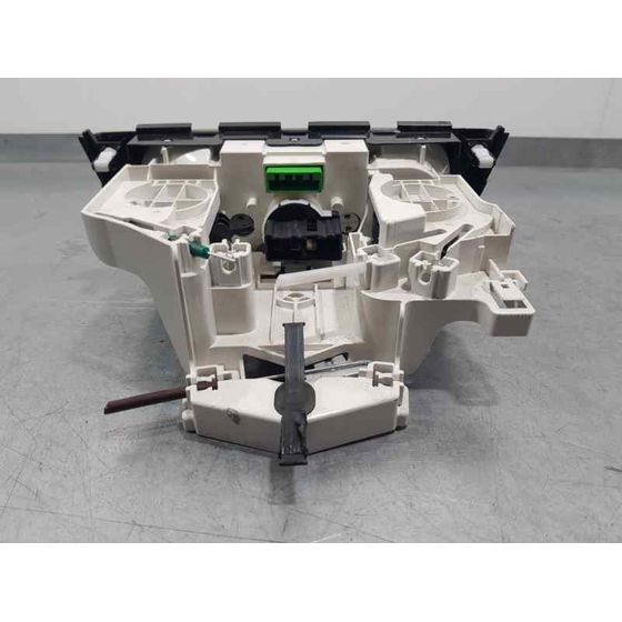 Mando Calefaccion / Aire Acondicionado para Mitsubishi Space Star 120
