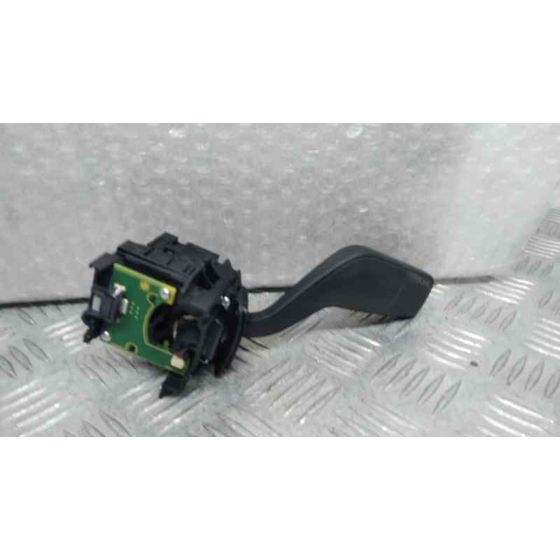 Mando Intermitentes para Ford Fiesta (Ce1)