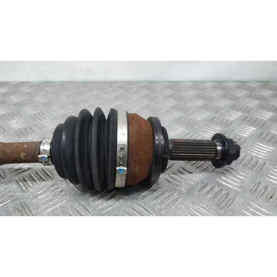 Transmision Delantera Derecha para Kia Stonic (Ybcuv)
