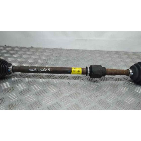 Transmision Delantera Derecha para Kia Stonic (Ybcuv)
