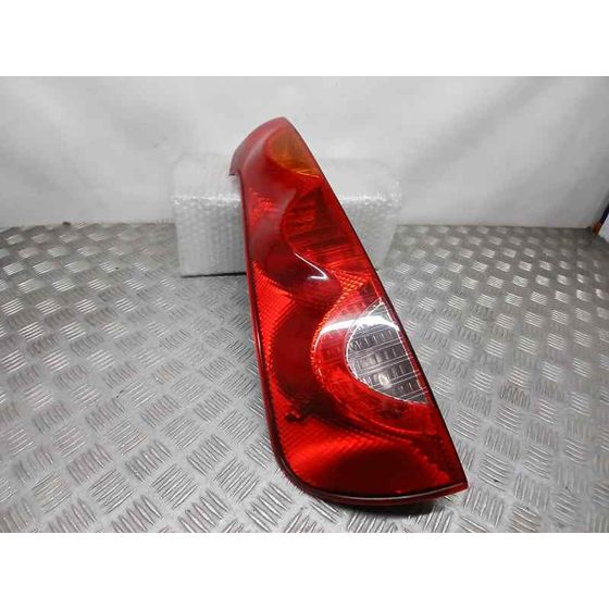 Piloto Trasero Izquierdo para Nissan Note (E11E)