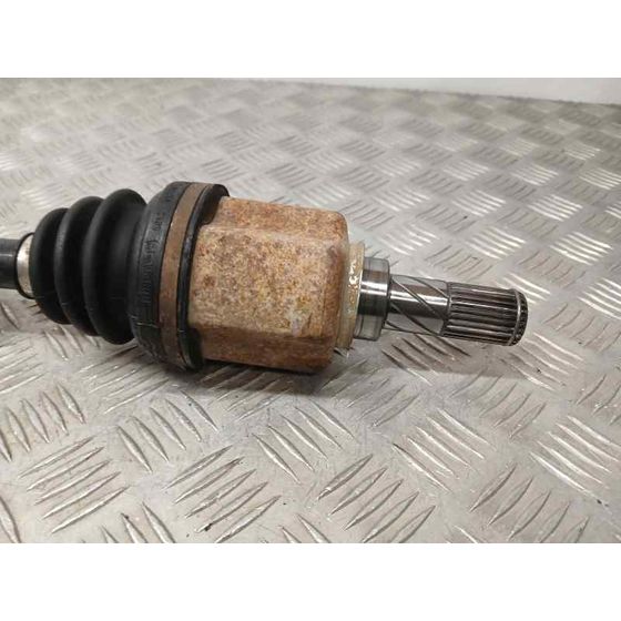 Transmision Delantera Izquierda para Nissan Note (E11E)