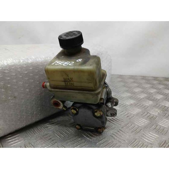 Bomba Direccion para Mazda 6 Berlina (Gg)