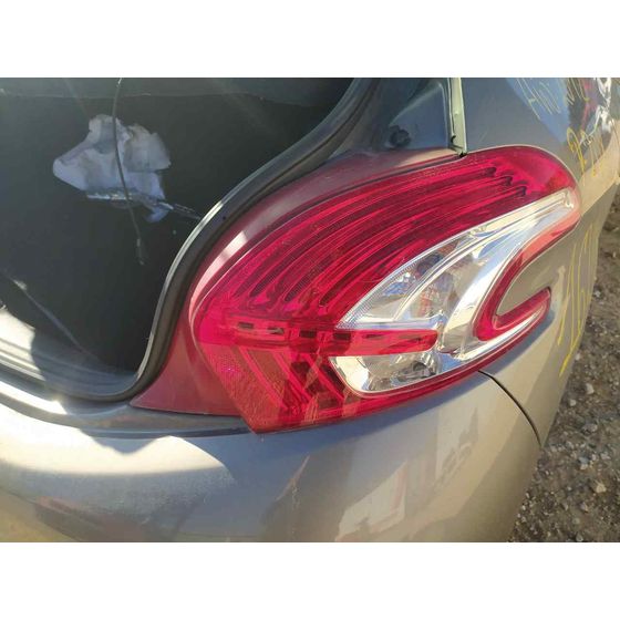 Piloto Trasero Derecho para Peugeot 208