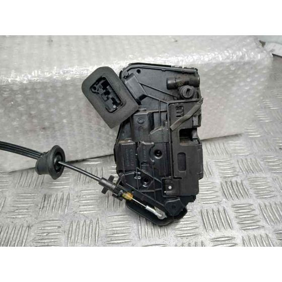 Cerradura Puerta Trasera Derecha para Seat Arona