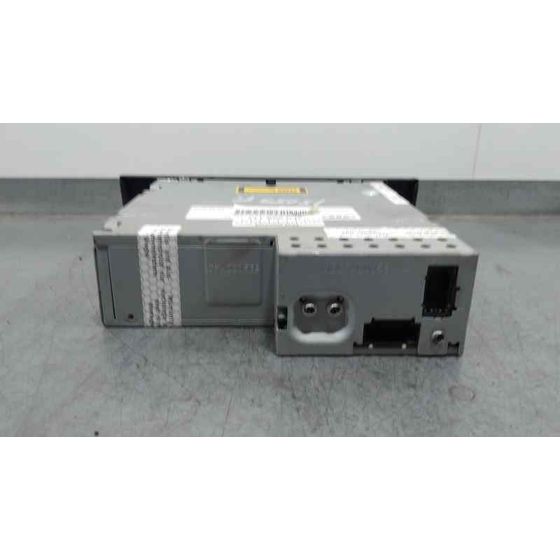 Sistema Audio / Radio para Audi Q7 (4L)