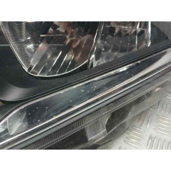 Faro Izquierdo para Toyota Rav4