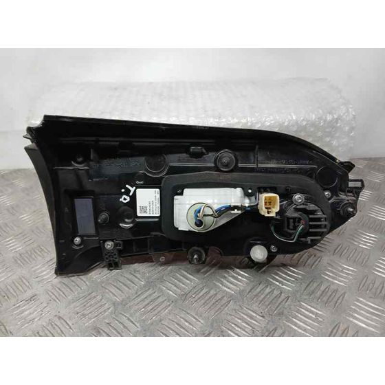 Piloto Trasero Derecho para Toyota Rav4