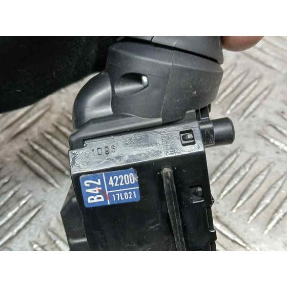 Mando Limpia para Toyota Rav4