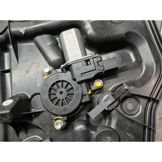 Elevalunas Trasero Izquierdo para Mazda 2 Lim. ()
