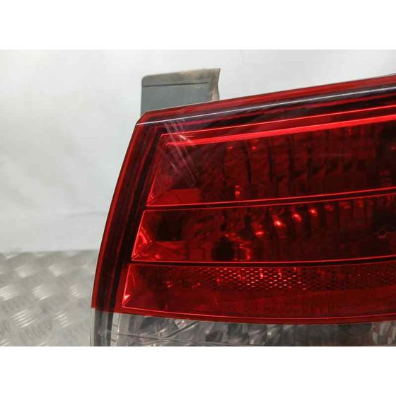 Piloto Trasero Derecho para Hyundai Sonata (Nf)