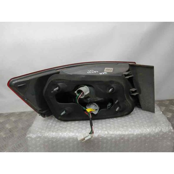 Piloto Trasero Derecho para Hyundai Sonata (Nf)