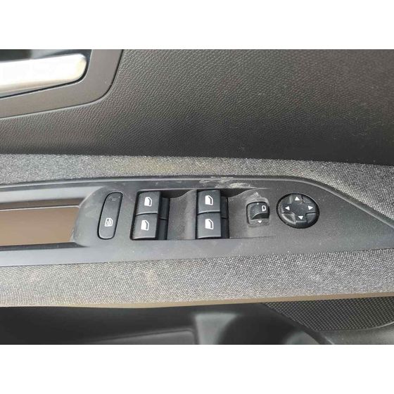Mando Elevalunas Delantero Izquierdo para Peugeot 3008