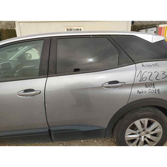 Puerta Trasera Izquierda para Peugeot 3008