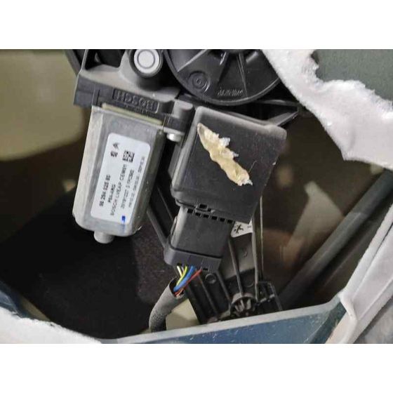 Elevalunas Trasero Izquierdo para Peugeot 3008