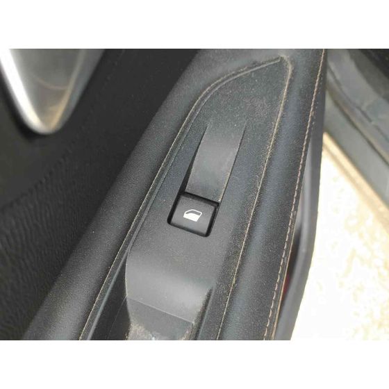 Mando Elevalunas Trasero Izquierdo para Peugeot 3008