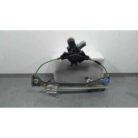 Elevalunas Delantero Izquierdo para Toyota Corolla (E21)