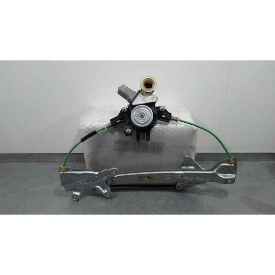 Elevalunas Delantero Izquierdo para Toyota Corolla (E21)
