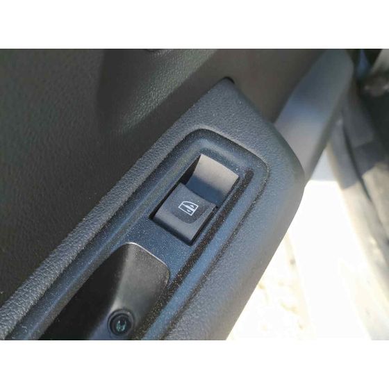 Mando Elevalunas Trasero Izquierdo para Dacia Sandero