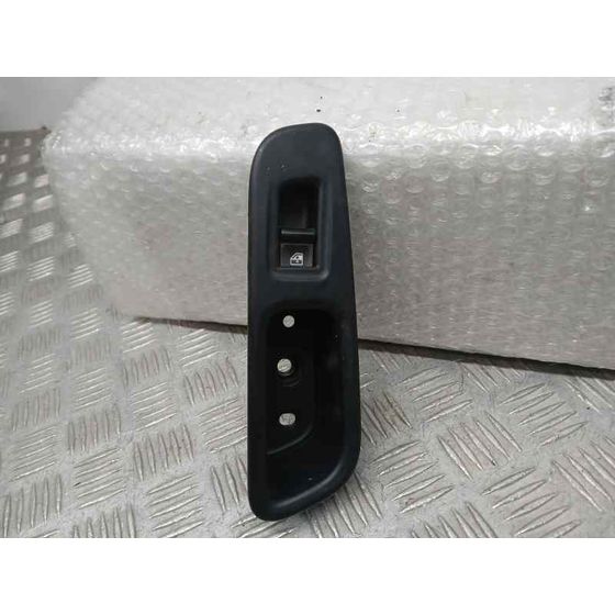 Mando Elevalunas Trasero Derecho para Jeep Renegade