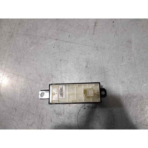 Mando Retrovisor para Peugeot 2008 (--.2013->)