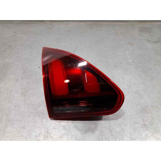 Piloto Trasero Izquierdo para Peugeot 2008 (--.2013->)