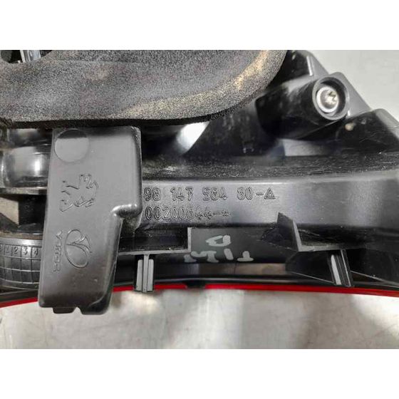Piloto Trasero Izquierdo para Peugeot 2008 (--.2013->)