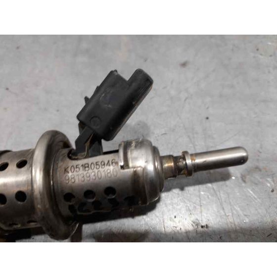 Inyector Adblue para Peugeot 2008 (--.2013->)