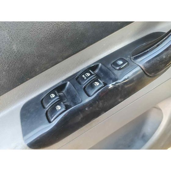 Mando Elevalunas Delantero Izquierdo para Chevrolet Tacuma