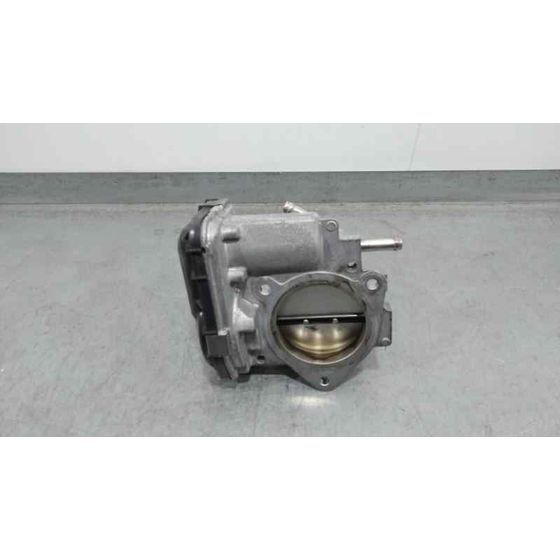 Caja Mariposa para Toyota Corolla (E21)