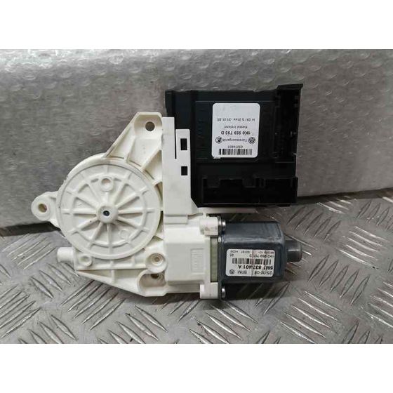 Motor Elevalunas Delantero Izquierdo para Volkswagen Golf Plus (5M1)