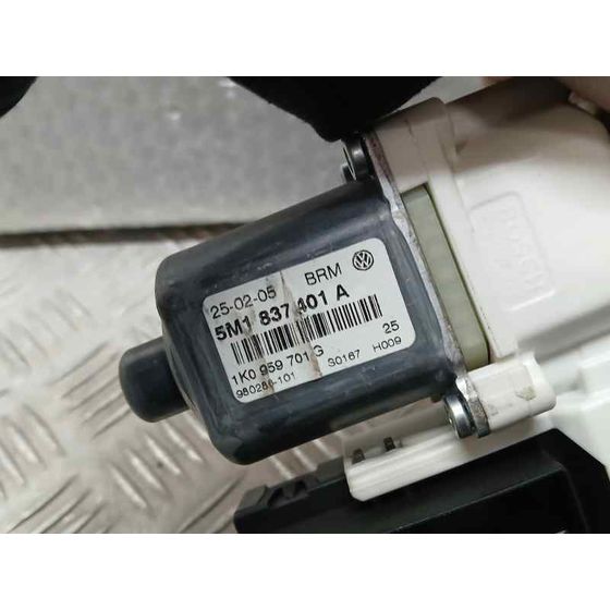 Motor Elevalunas Delantero Izquierdo para Volkswagen Golf Plus (5M1)