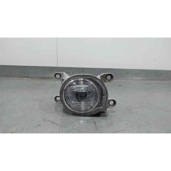 Faro Antiniebla Derecho para Toyota Corolla (E21)
