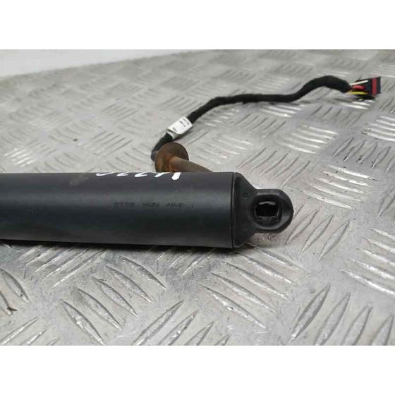 Amortiguadores Maletero / Porton para Porsche Macan (Typ )