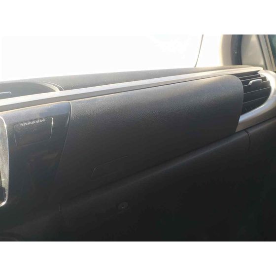 Guantera para Toyota Hilux (Gun1)