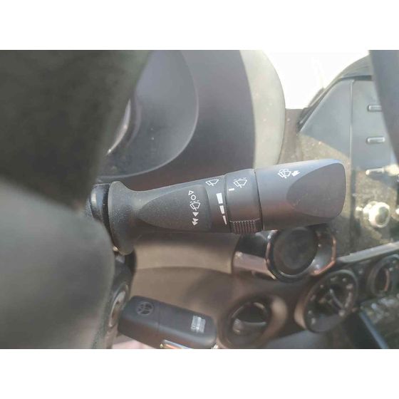 Mando Luces Y Limpia para Toyota Hilux (Gun1)