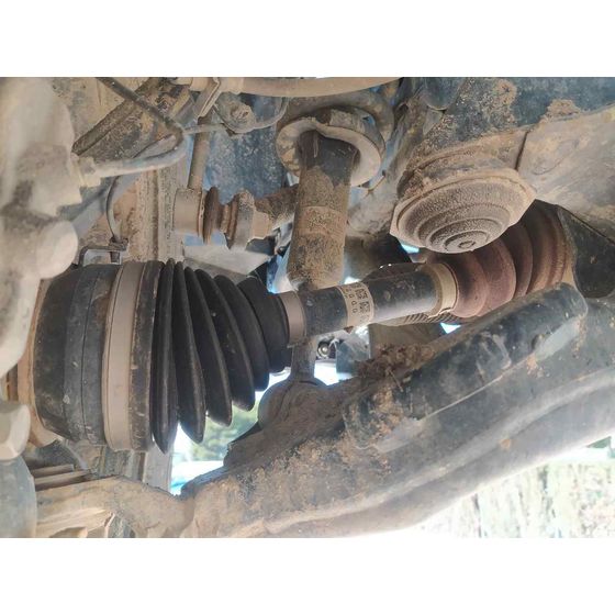 Transmision Delantera Izquierda para Toyota Hilux (Gun1)