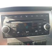 Sistema Audio / Radio Cd para Jeep Gr. Cherokee (Wh)