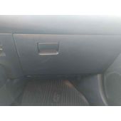 Guantera para Toyota Corolla (E21)