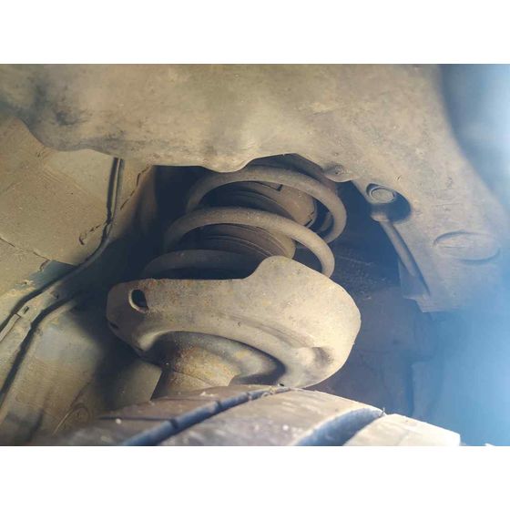 Amortiguador Delantero Derecho para Toyota Corolla (E21)