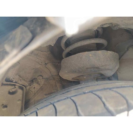 Amortiguador Delantero Izquierdo para Toyota Corolla (E21)