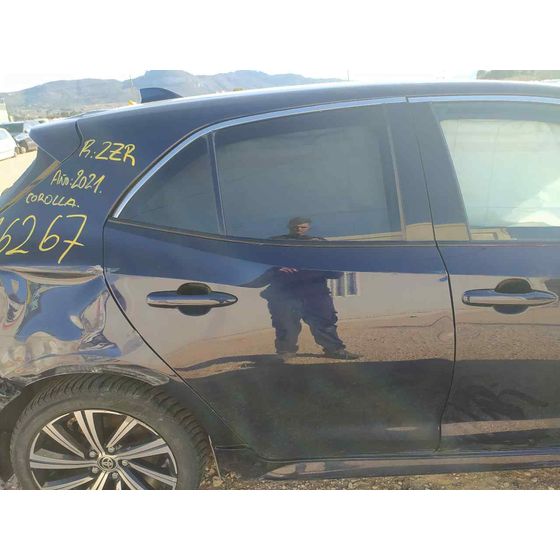 Puerta Trasera Derecha para Toyota Corolla (E21)