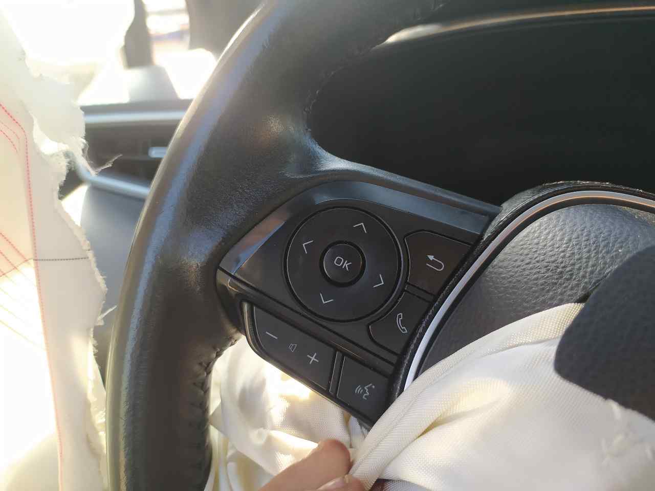 Volante para Toyota Corolla (E21)