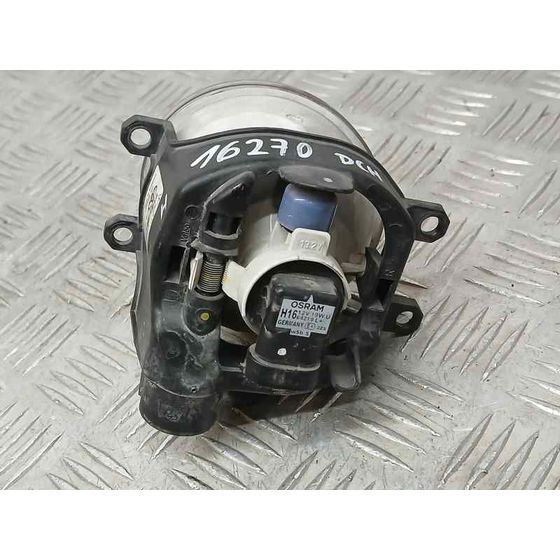 Faro Antiniebla Derecho para Toyota Avensis (T27)