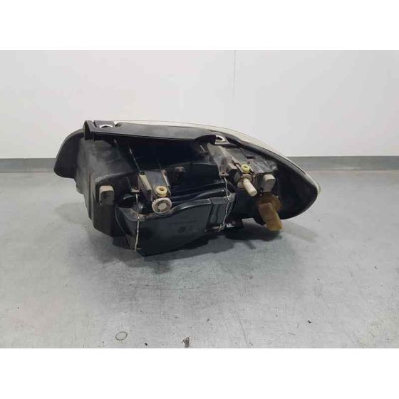 Faro Derecho para Seat Ibiza (6K1)