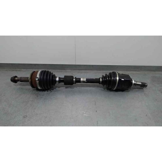 Transmision Delantera Izquierda para Toyota Auris