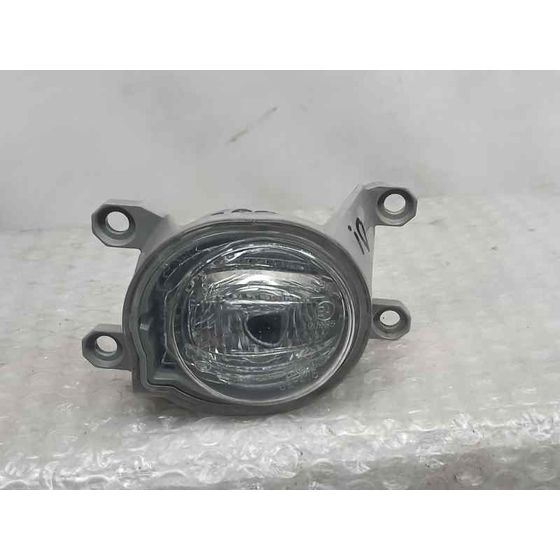 Faro Antiniebla Izquierdo para Toyota Corolla (E21)