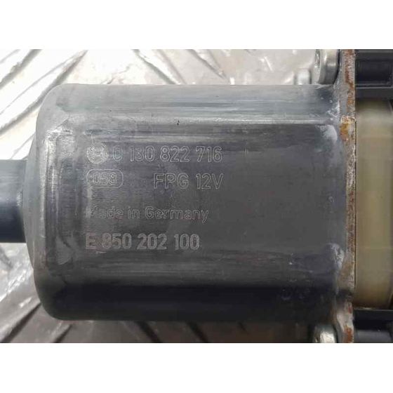 Motor Elevalunas Delantero Izquierdo para Audi A3 Sportback (8Vf)