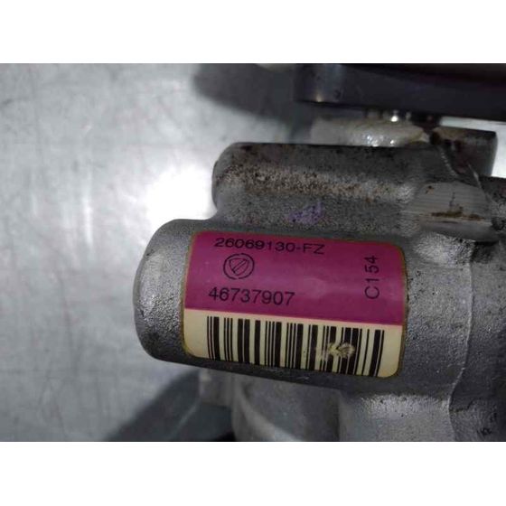 Bomba Direccion para Alfa Romeo 147 (190)