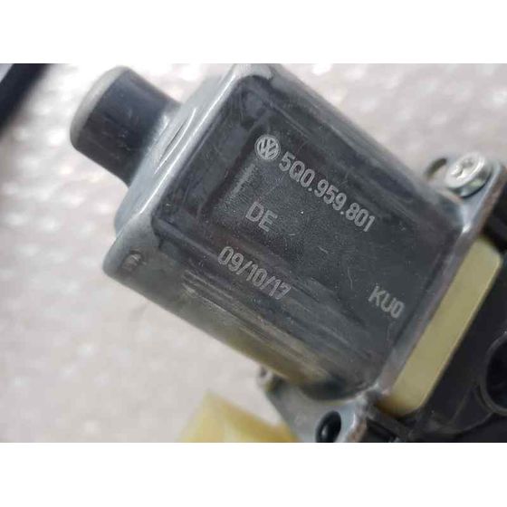 Elevalunas Trasero Izquierdo para Audi A3 Sportback (8Vf)